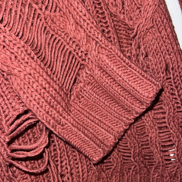 Love Richie Rust Brick Distressed Cable Knit Sweater Top NWT - Picture 9 of 14
